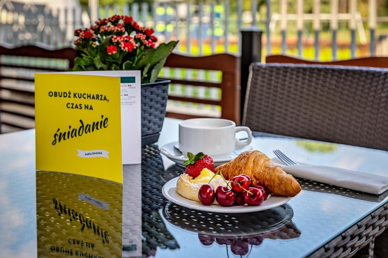 Holiday Inn Resort Warsaw Jozefow By Ihg Ngoại thất bức ảnh