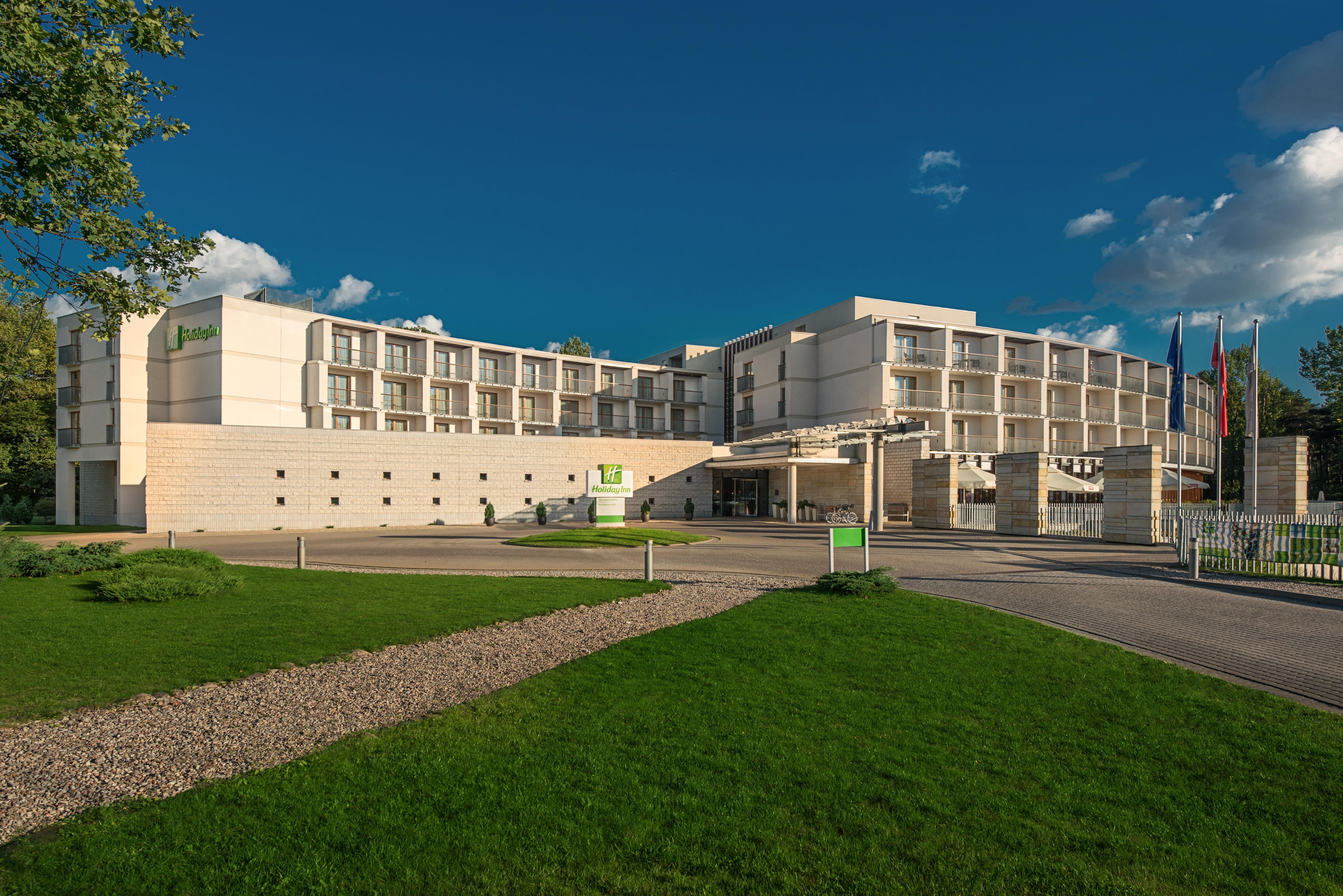 Holiday Inn Resort Warsaw Jozefow By Ihg Ngoại thất bức ảnh
